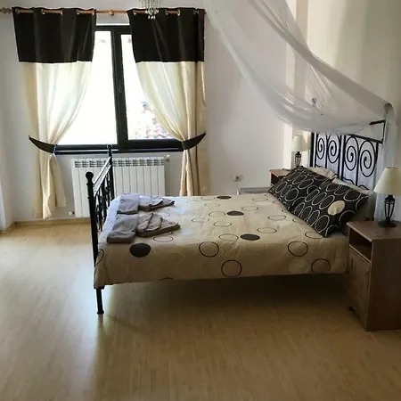 Holiday home Reina *